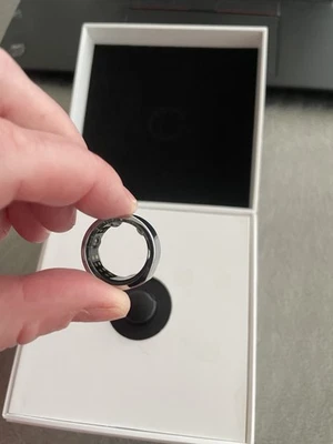 Oura Ring Gen3 Heritage Silver Size 6 Never Been Used - Image 1 of 4