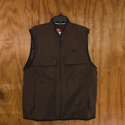NIKE Vest Tech Woven Light Weight Size Medium Mens Brown - NWT DAD DENIM - Image 1 of 4