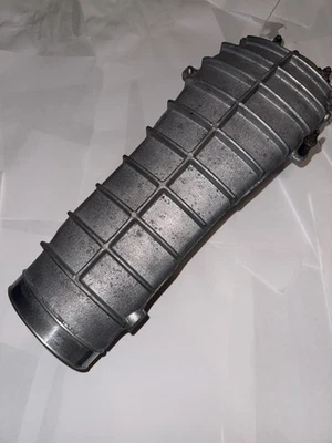 2007-2009 Land Rover Jaguar 4.2 Supercharger throttle body tube genuine OEM used - Image 1 of 3