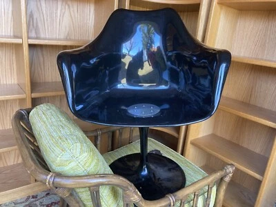 Vtg Tulip Black Swivel Arm Chair Mid Century Modern *Chip Eames - Image 1 of 4