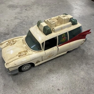 The Real Ghostbusters / Kenner Genuine Vintage 1984 ECTO-1 (Just The Car) - Picture 1 of 6