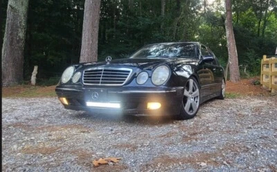 2000 01 02 Mercedes E55AMG E320 E430 500 W210 Black Grille Chrome Frame Facelift - Image 1 of 4