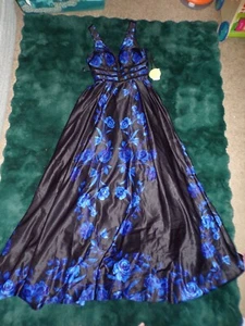 Neu mit Etikett Blondie Nites by Stacy Sklar Größe 3 schwarz blau Blumenmuster Kleid tiefer V-Ausschnitt - Bild 1 von 11