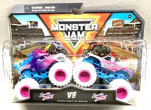 Monster Jam   "SPARKLE SMASH VS SPARKLE SMASH "  SERIES 28 SCALE 1/64 - Picture 1 of 2