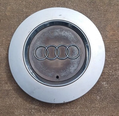 Tapa central OEM AUDI A6, 2003 - 2004, P/N 4B0 601 165 N 03 Foto 1 de 3