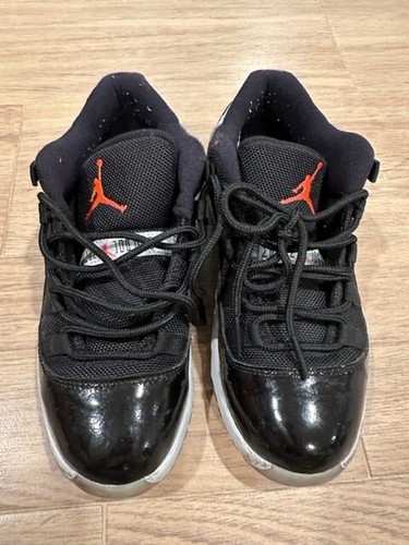 Jordan 11 retrò infrarossi bassi (PS) taglia 2 usato senzala