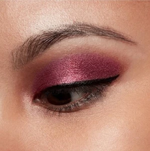 STILA Liquid Eye Shadow *Pigalle* Plum Burgundy Full - DISCONTINUED - NEW NIB - Picture 1 of 3