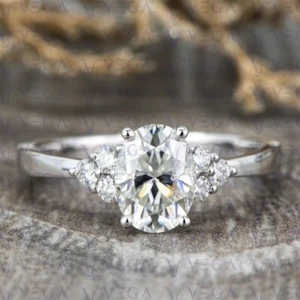 2.50carat Oval Shape Lab Created HPHT Diamond 7 Stone Ring 14K White Gold Plated - Picture 1 of 16