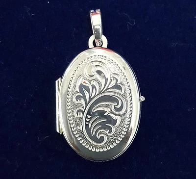 NEW Sterling Silver Oval Locket Suitable For Two Photos Family Love Memories - Image 1 of 4