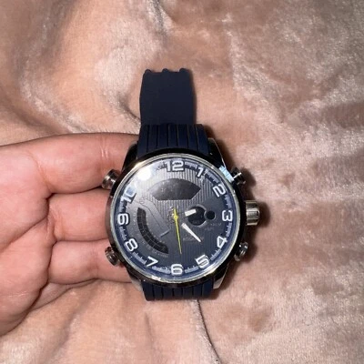 Watch Rocawear Men’s Quartz Digi-Analógico 50MM Dial Correa Goma RM4002 V S2 - Image 1 of 4