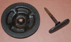 Datsun 70- 7.76 240z 260z 280z OEM Spare Tire Hold Down Screw wire wheel - Picture 1 of 3