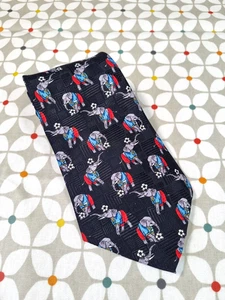 Corbata de cuello vintage para hombre Madison Ave. By Gelfer, elefante de circo con bola azul - Imagen 1 de 6