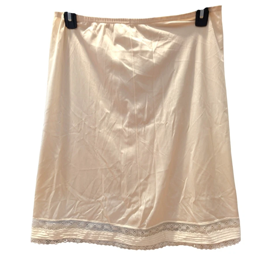 Vintage JCPenney Nylon Antron III Lace Trim Half Slip Skirt Ivory M 80s - Image 1 of 4