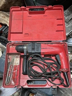 Broca de martelo rotativo compacta com fio Hilti TE-10 com estojo e brocas funciona - Imagem 1 de 4
