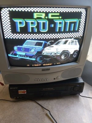 Used NES Nintendo RC PRO-AM, 1987 - 32 Tracks of Racing Thrills - Image 1 of 4