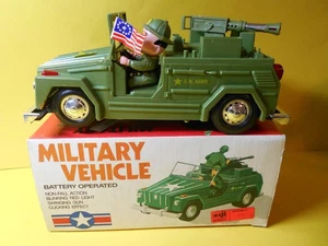 large Volkswagen type 181 The Thing Military Vehicle b/o Hong Kong with box - Picture 1 of 15
