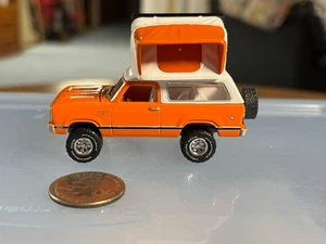 Greenlight 1977 Dodge Ramcharger SE - Picture 1 of 11