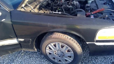 Used A/C Compressor fits: 2005 Mercury Grand marquis  Grade A - Image 1 of 4