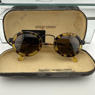 Gafas de sol vintage Georgio Armani 631 829 135 Italia retro amarillo caparazón de tortuga Foto 1 de 4