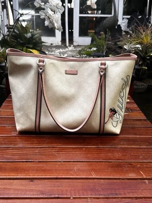 GUCCI GG Supreme Tote Bag PVC White Pink Gold 197953 Auth 103874 Mermaid - Image 1 of 4