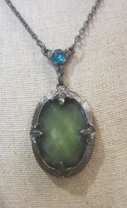VINTAGE 1928ER JAHRE GRÜNER KUNSTGLAS ANHÄNGER MIT BLAUEM STRASS HALSKETTE - Bild 1 von 3