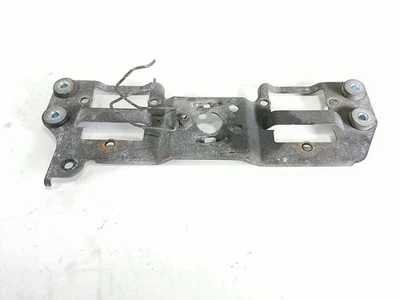 97 07 Yamaha YZF600R Reed Valve Mount Bracket - Image 1 of 4