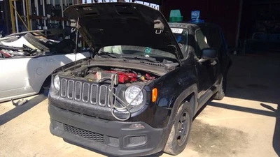 AC Compressor Fits 15-18 RENEGADE 5214451 - Image 1 of 4