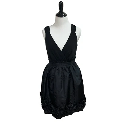 Max and Cleo Women's Fit & Flare Cocktail Dress Size 4 Sleeveless w. Applique - Image 1 of 4