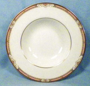 Royal Doulton Hardwick Soup Bowl H5146 Porcelain Peach Edge Orange Flowers - Picture 1 of 5