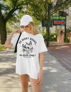 Buchshirt So viele Bücher... So Little Time Death TBR Shirt Buchliebhaber Shirt Buch - Bild 1 von 11