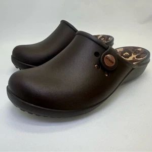 Crocs Tully II Brown Slip On Clogs Animal Print Women's Size 6 Women's clogs - Picture 1 of 13