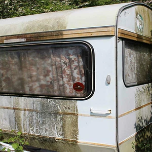 CAMPER & MOTORHOME PULIZIA MUFFA E STAMPI PER USO PESANTE VELOCE E FACILE DA USARE - Foto 1 di 3