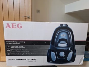 AEG ae9900ukel Compact Bagless Vacuum Cleaner Aero Performance Cyclonic - Picture 1 of 2