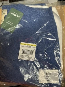 L.L. Bean Men's 100% LAMBSWOOL Sweater Vest Size M-REG Deep Blue NEW - Picture 1 of 5