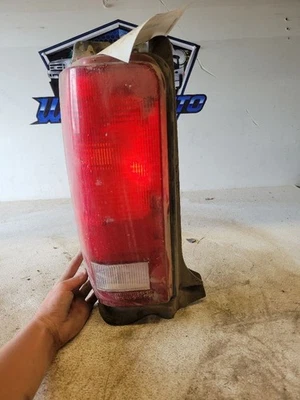 Driver Left Tail Light Without Chrome Moulding Fits 87-90 CARAVAN 470500 - Image 1 of 2