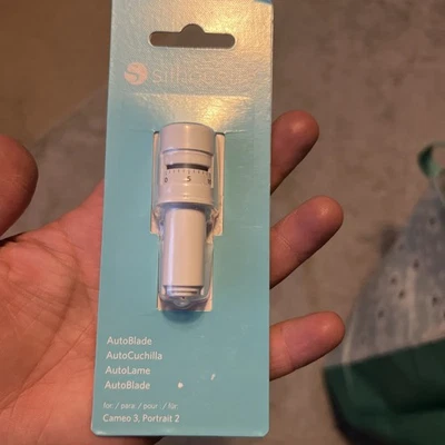 SILHOUETTE AUTO BLADE TYPE A CAMEO 3 PORTRAIT 2 BRAND NEW FREE SHIPPING - Image 1 of 2