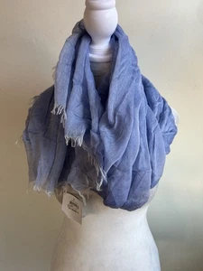 Nordstrom Modal Seda Envoltura Flecos Bufanda OS Lujo 40x79 Azul Ligero NUEVO - Imagen 1 de 9
