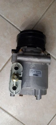 Four Seasons 78542 New Ford Scroll Compressor W/Clutch - Image 1 of 4