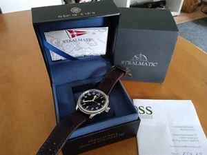 Stralmatic Arkona Automatic Flieger Swiss Made Uhrwerk 44mm Saphirglas Herren - Bild 1 von 12