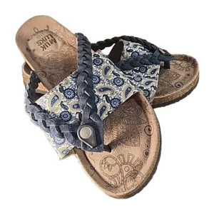 Muk Luks Elaine Sandal Blue Braided Leather + Pasiley | Women Size 10 NWOB - Picture 1 of 9