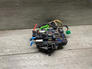 OEM FORD F-150 2013-2014 INTERIOR UNDER DASH RELAY FUSE BOX POWER JUNCTION BLOCK - Picture 1 of 4