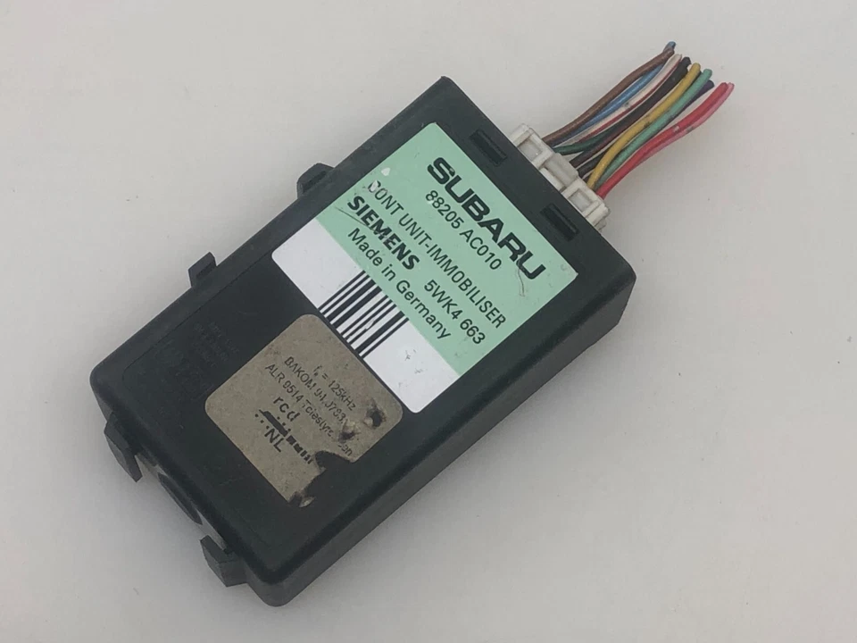 Subaru Impreza Immobilizer Module Anti Theft Control Unit 88205 AC010 5wk4663 Foto 1 de 4
