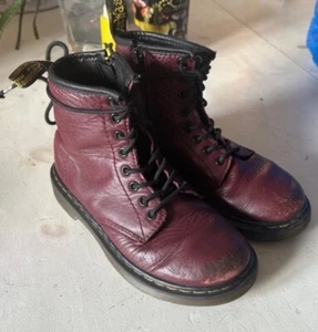 Kids Size 12 Red Burgundy Dr Martens Boots - Picture 1 of 4