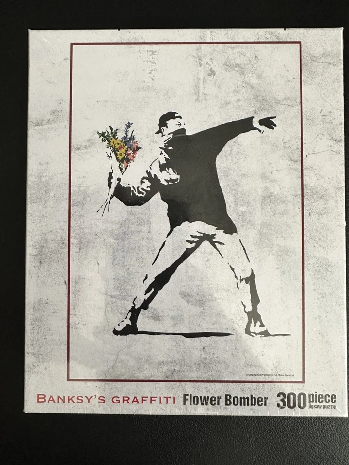 Banksy Puzzle Graffiti Flor Bombardero 300 Piezas Nuevo en Caja Beverly Hecho en Japón Foto 1 de 4