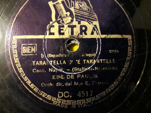 Foto 1 di 2