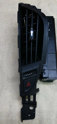 Переключатель опасный для правой стороны приборной панели Cadillac ATS 2013-2016 годов выпуска - Изображение 1 из 4