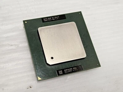 Intel Celeron 1300MHz, SL5ZJ, Socket 370, 100MHz FSB, 256KB Cache, Tualatin Core - Image 1 of 2