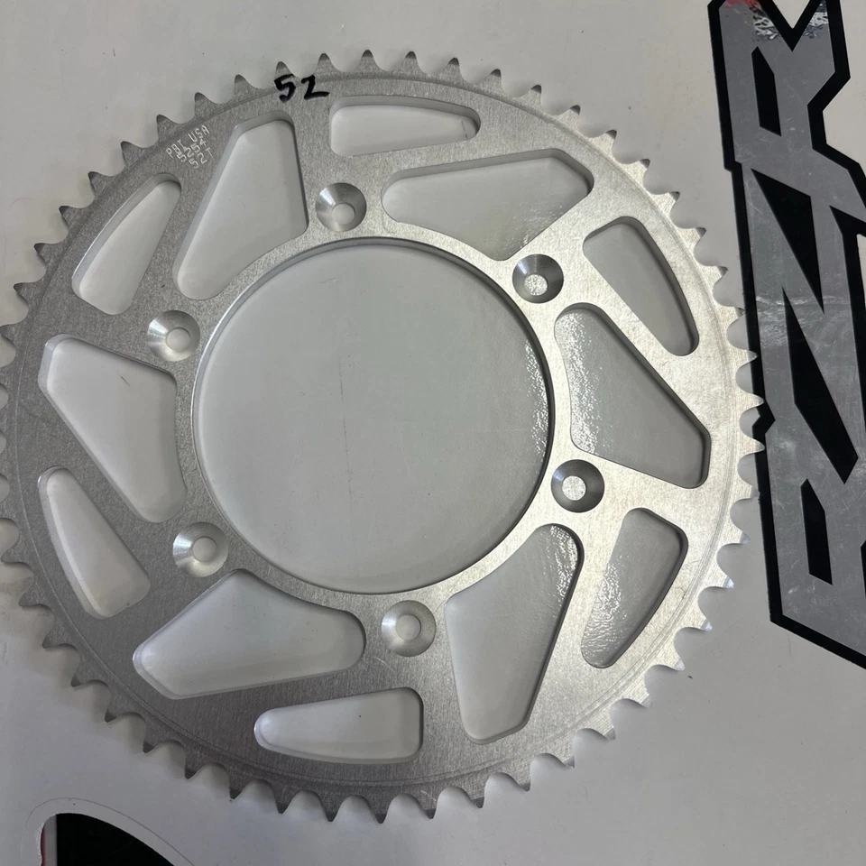 Piñón trasero de aluminio Ktm Husqvarna 150 Sx 52 dientes 5254-52 PBI EE. UU. Foto 1 de 2