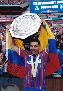 Football - Daniel Munoz - Hand Signed A4 Photograph - Crystal Palace - COA - Picture 1 of 1