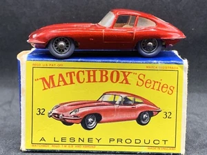 Matchbox MB32-B2: 'E' Type Jaguar with Type D1 Box - Picture 1 of 7